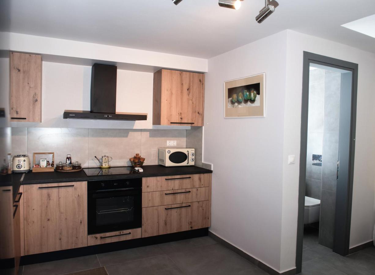 נאפפליו Aelia 110 Sq.M. Luxury Apartment מראה חיצוני תמונה