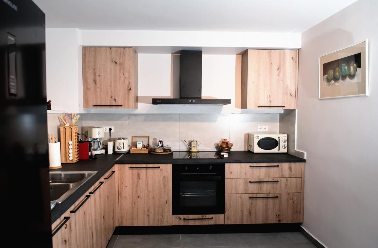 נאפפליו Aelia 110 Sq.M. Luxury Apartment מראה חיצוני תמונה